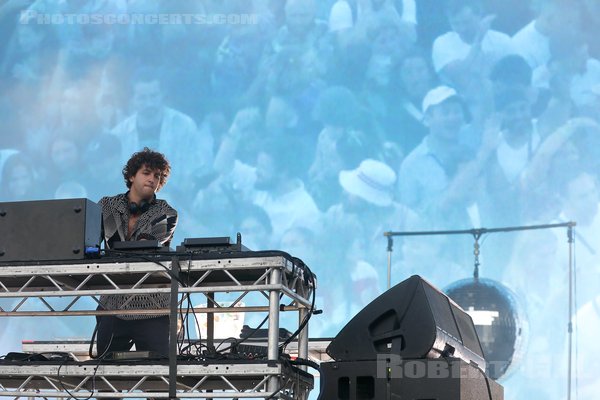 JAMIE XX - 2022-08-27 - SAINT CLOUD - Domaine National - Grande Scene - 